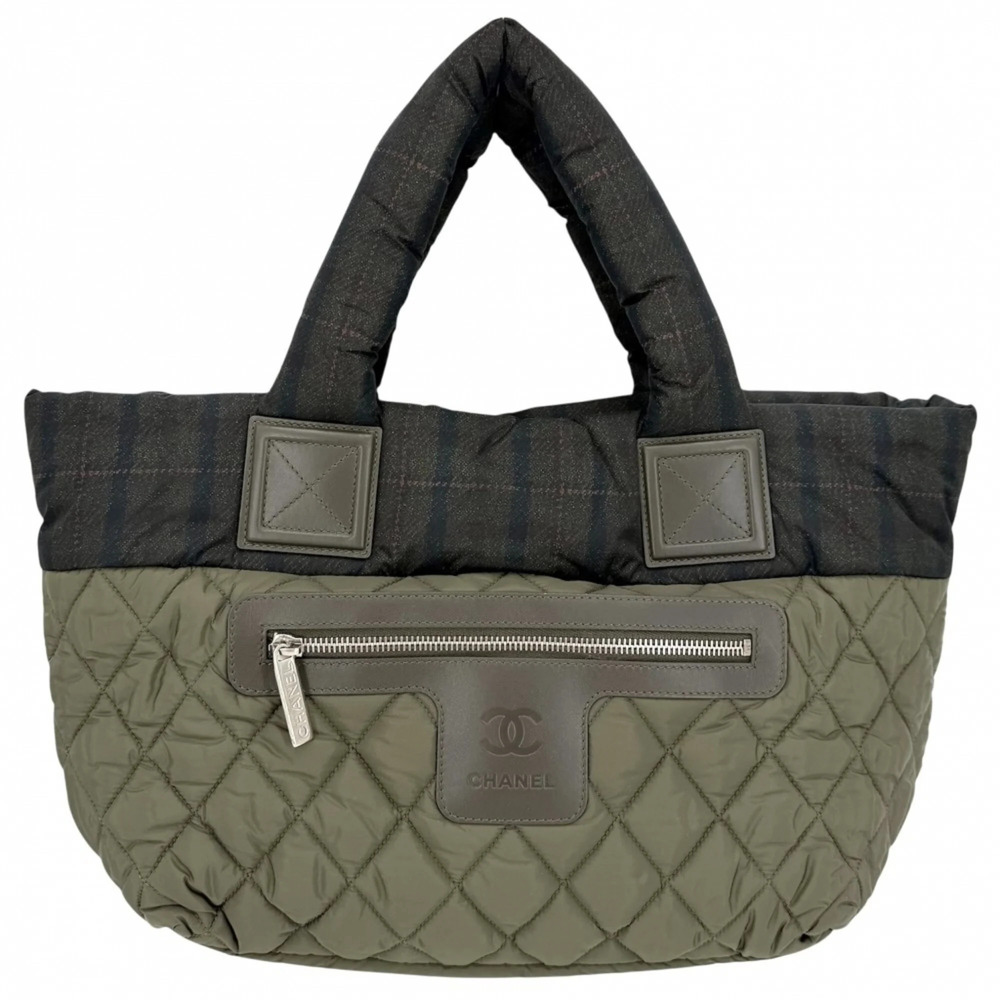 CHANEL Green Leather Tote Bag